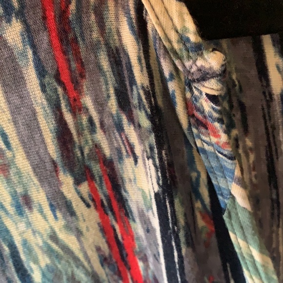 Super vibrant, cute and comfortable Kokoon Boutique Brand top. Made in USA - Picture 7 of 7